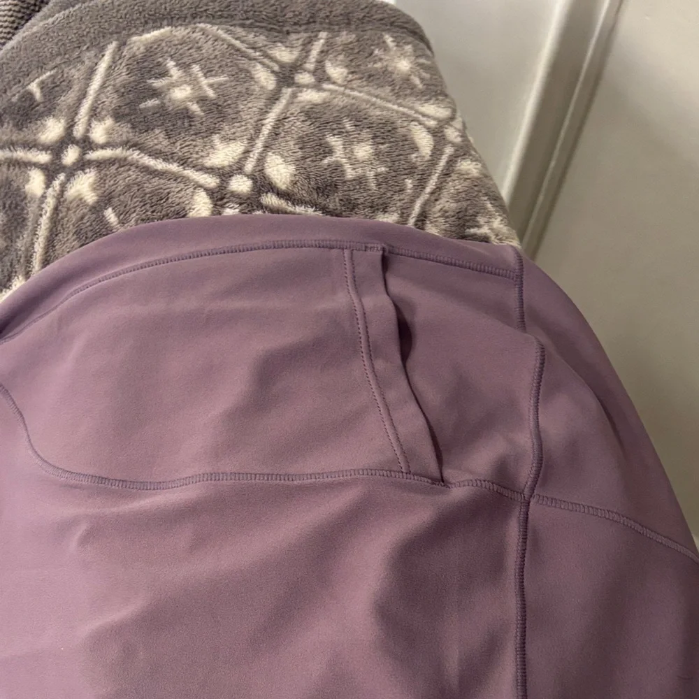 HALARA Lavender Leggings - Picture 9 of 10